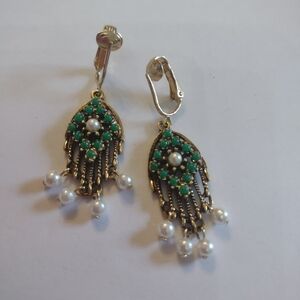 Sarah Coy women's Clip on earrings faux pearl ESTATE